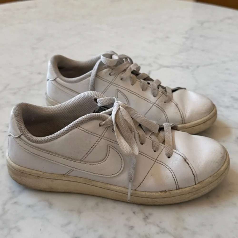 Nike Court Royale White Leather Low Top Sneakers Women Size 6